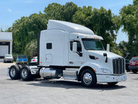 2015 Peterbilt 579 10 Spd, 709k MILES,Double Bunk, Inverter, New Brakes