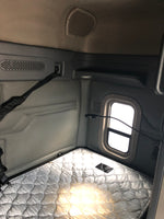 2011 FRHT Cascadia Midroof Detroit DD15, 10 Speed, CLEAN SEMI TRUCK, Virgin tires