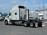 2015 Peterbilt 579 10 Spd, 709k MILES,Double Bunk, Inverter, New Brakes