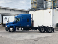 2011 FRHT Cascadia Midroof Detroit DD15, 10 Speed, CLEAN SEMI TRUCK, Virgin tires