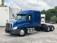 2011 FRHT Cascadia Midroof Detroit DD15, 10 Speed, CLEAN SEMI TRUCK, Virgin tires