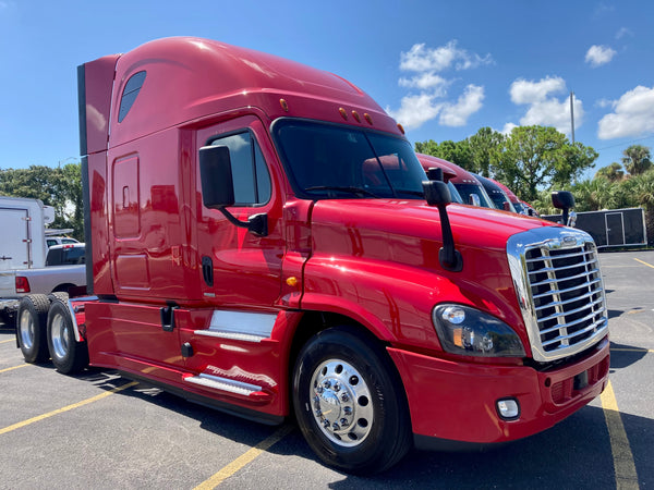 2018 FRHT Cascadia 125, DD15, 12 Speed AUTO, TK APU, 453k Miles!!!