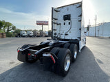 2016 Freightliner Cascadia 125, DD15, 12 Speed AUTO, APU!!!!