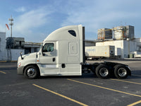 2015 Freightliner Cascadia 125, DD15, 12 Speed AUTO!!!!