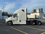 2015 Freightliner Cascadia 125, DD15, 12 Speed AUTO!!!!