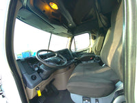 2011  Freightliner Cascadia, Detroit Diesel DD15, 10 Speed
