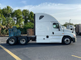 2015 Freightliner Cascadia 125, DD15, 12 Speed AUTO!!!!