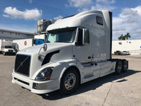 2012 Volvo VNL 670 Semi Truck, 8 NEW TIRES,WORKSTATION, FRIDGE