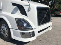 2012 Volvo VNL 670 Semi Truck, 8 NEW TIRES,WORKSTATION, FRIDGE