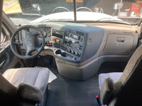 2015 Freightliner Cascadia 125, DD15, 12 Speed AUTO!!!!