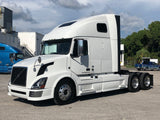 2012 Volvo VNL 670 Semi Truck, 8 NEW TIRES,WORKSTATION, FRIDGE