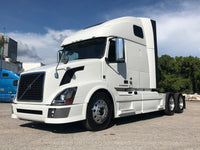 2012 Volvo VNL 670 Semi Truck, 8 NEW TIRES,WORKSTATION, FRIDGE
