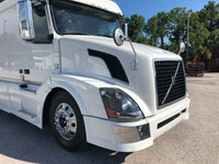 2012 Volvo VNL 670 Semi Truck, 8 NEW TIRES,WORKSTATION, FRIDGE