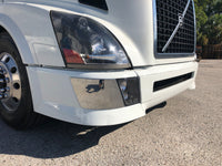 2012 Volvo VNL 670 Semi Truck, 8 NEW TIRES,WORKSTATION, FRIDGE