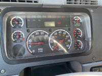 2013 Freightliner Cascadia 125, 599k, Cummins ISX, AUTO, APU, Fresh Rubber