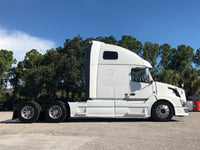 2012 Volvo VNL 670 Semi Truck, 8 NEW TIRES,WORKSTATION, FRIDGE