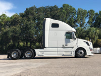 2012 Volvo VNL 670 Semi Truck, 8 NEW TIRES,WORKSTATION, FRIDGE