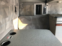 2012 Volvo VNL 670 Semi Truck, 8 NEW TIRES,WORKSTATION, FRIDGE