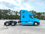 2014 Freightliner Cascadia 125, Cummins ISX, 10 Speed, APU, Fresh Drive tires,Fridge