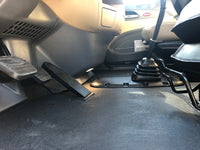2017 Peterbilt 579 13 Speed,CUMMINS, Leather, APU, Inverter, 1 Owner FL truck