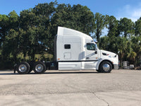 2017 Peterbilt 579 13 Speed,CUMMINS, Leather, APU, Inverter, 1 Owner FL truck