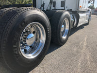 2017 Peterbilt 579 13 Speed,CUMMINS, Leather, APU, Inverter, 1 Owner FL truck