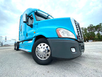 2014 Freightliner Cascadia 125, Cummins ISX, 10 Speed, APU, Fresh Drive tires,Fridge