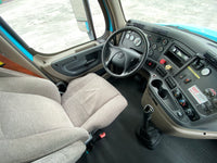 2014 Freightliner Cascadia 125, Cummins ISX, 10 Speed, APU, Fresh Drive tires,Fridge