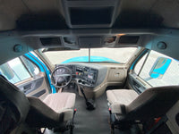 2014 Freightliner Cascadia 125, Cummins ISX, 10 Speed, APU, Fresh Drive tires,Fridge