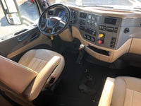 2017 Peterbilt 579 13 Speed,CUMMINS, Leather, APU, Inverter, 1 Owner FL truck
