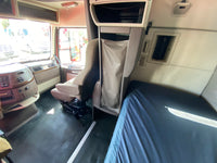 2015 Volvo VNL 670 D13,I-shift AUTO, APU, INVERTER, 627K