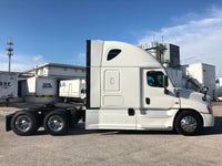 2016 Freightliner Cascadia 125, Cummins ISX, 10 Speed