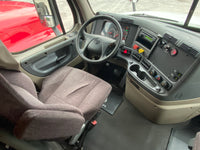 2016 Freightliner Cascadia EVO, Cummins ISX, AUTO, APU, 641k Miles