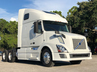 2013 Volvo VNL 670 Semi Truck, D13, 435 HP, 67" CONDO SLEEPER!