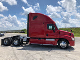 2014 Freightliner Cascadia 125, Detroit DD15, AUTO, APU, Inverter, 493k Miles!!!