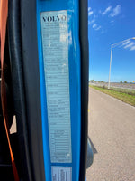 2013 Volvo VNL630 SUPER LOW MILE 219K - MINT, One owner