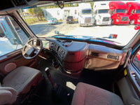 2013 Volvo VNL630 SUPER LOW MILE 219K - MINT, One owner