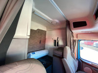 2013 Volvo VNL630 SUPER LOW MILE 219K - MINT, One owner