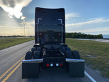 2013 KW Kenworth T700 CUMMINS,13 Speed, Double Bunk,Fresh tires,522K