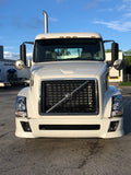 2012 Volvo Daycab 238k