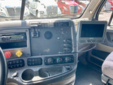 2015 Freightliner Cascadia, 10 spd, DD15, 455HP, 72" DOUBLE BUNK!