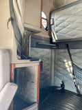 2015 Freightliner Cascadia, 10 spd, DD15, 455HP, 72" DOUBLE BUNK!