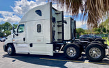 2017 Freightliner Cascadia AUTO, DD15,Thermo King APU, DOUBLE BUNK!