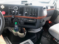 2009 Volvo VNL 670,D13, AUTO-Shift, APU, INVERTER, 900k