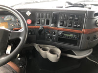 2012 Volvo VNL 670 CUMMINS ISX, AUTO, APU, INVERTER, 615K