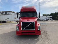 2012 Volvo VNL 670 CUMMINS ISX, AUTO, APU, INVERTER, 615K