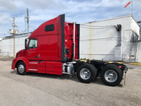 2012 Volvo VNL 670 CUMMINS ISX, AUTO, APU, INVERTER, 615K