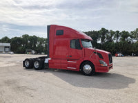 2012 Volvo VNL 670 CUMMINS ISX, AUTO, APU, INVERTER, 615K