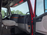 2012 Volvo VNL 670 CUMMINS ISX, AUTO, APU, INVERTER, 615K