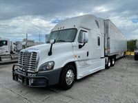 2010 Utility 3000R Reefer Trailer w/ Thermo King